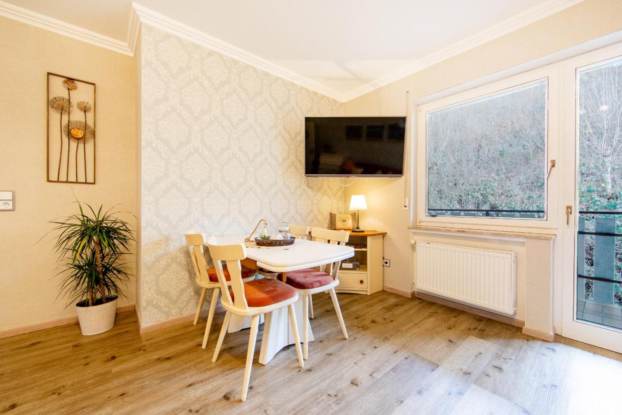 Landgasthaus Zum Kreuzberg Schonbach  エクステリア 写真