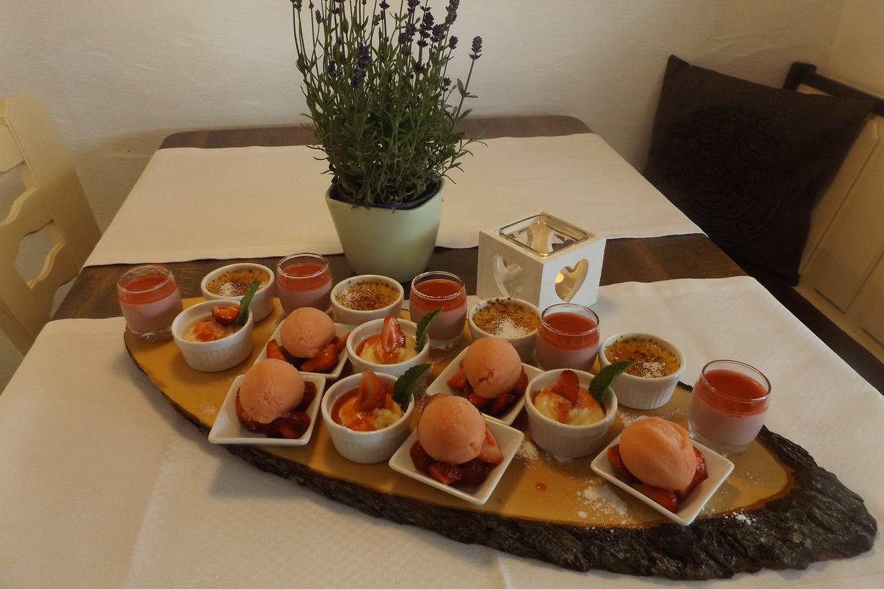 Landgasthaus Zum Kreuzberg Schonbach  エクステリア 写真